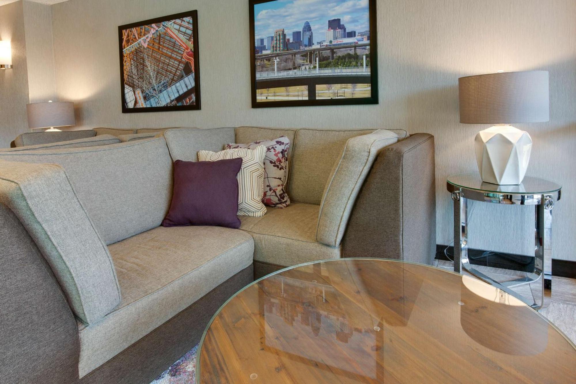 Drury Inn & Suites Louisville East Esterno foto