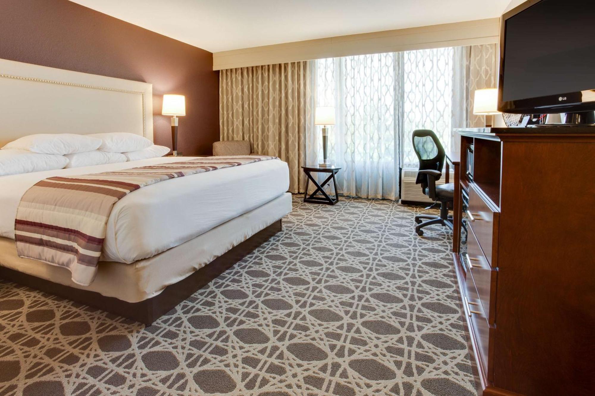 Drury Inn & Suites Louisville East Esterno foto