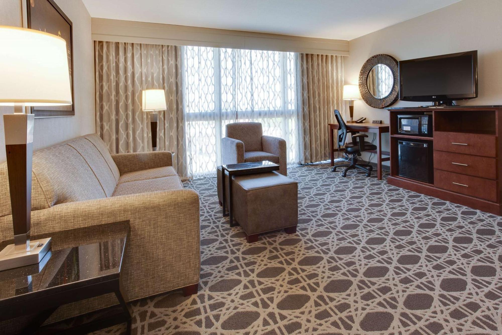 Drury Inn & Suites Louisville East Esterno foto